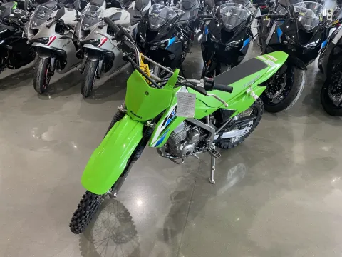 More photos of 2026 Kawasaki KLX 140R at Dell's Powersports, MO