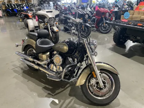 Photos of 2005 Yamaha V Star 1100 for sale in Grain Valley, MO at Dell's Powersports