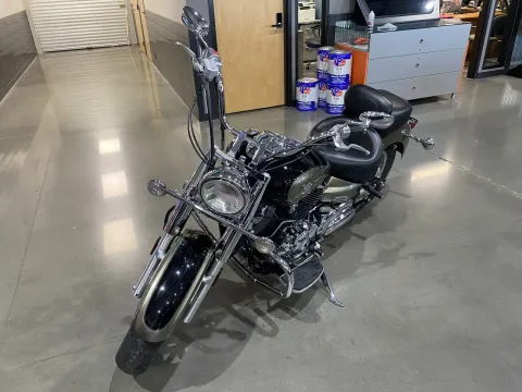 More photos of 2005 Yamaha V Star 1100 at Dell's Powersports, MO