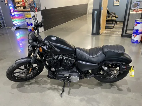 More photos of 2022 Harley-Davidson Sportster Iron 883 at Dell's Powersports, MO
