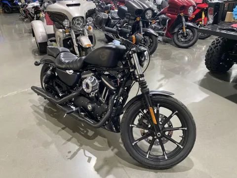 Photos of 2022 Harley-Davidson Sportster Iron 883 for sale in Grain Valley, MO at Dell's Powersports