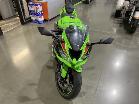 Another view of 2023 Kawasaki Ninja ZX-6R for sale in Grain Valley, MO at Dell's Powersports