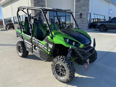 Photos of 2025 Kawasaki Teryx4 S SE for sale in Grain Valley, MO at Dell's Powersports