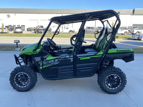 More photos of 2025 Kawasaki Teryx4 S SE at Dell's Powersports, MO