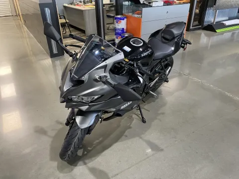 More photos of 2026 Kawasaki Ninja ZX-4RR ABS at Dell's Powersports, MO