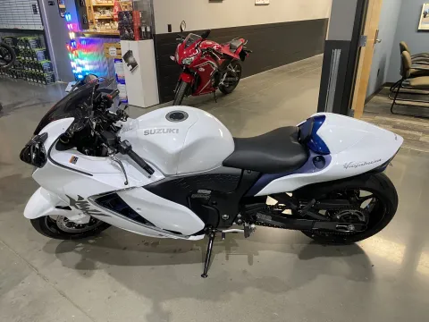 More photos of 2022 Suzuki Hayabusa 1340 at Dell's Powersports, MO