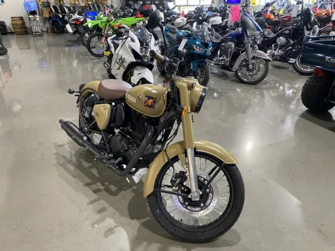 Photos of 2023 Royal Enfield Classic 350 for sale in Grain Valley, MO at Dell's Powersports