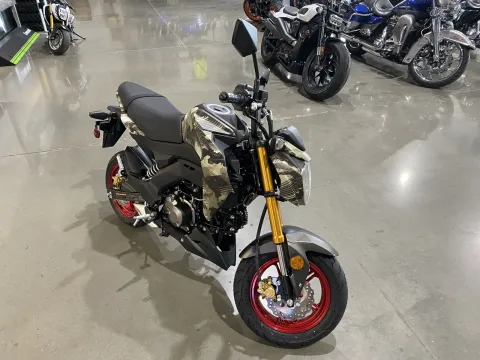 Photos of 2026 Kawasaki Z125 PRO for sale in Grain Valley, MO at Dell's Powersports