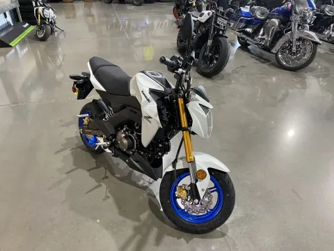 Photos of 2026 Kawasaki Z125 PRO for sale in Grain Valley, MO at Dell's Powersports