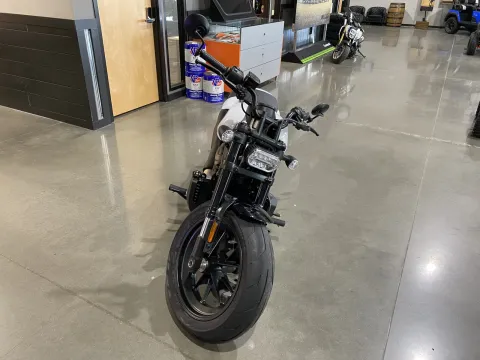 Another view of 2021 Harley-Davidson Sportster S for sale in Grain Valley, MO at Dell's Powersports