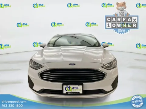 Photos of 2019 Ford Fusion SE for sale in Bloomington, MN at Drive Appeal Bloomington
