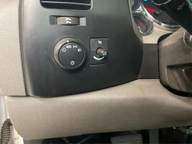 2007 Chevrolet Silverado 3500 Work Truck - Photo 21