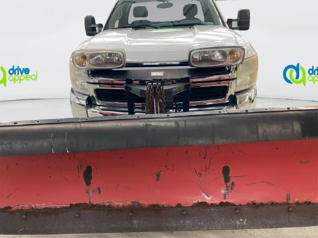 Chevrolet 3500HD photo 15