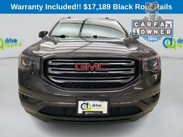 GMC Acadia photo 16