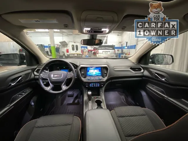 GMC Acadia photo 29