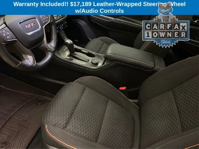 GMC Acadia photo 10