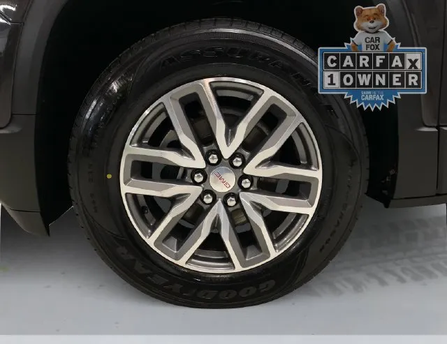 GMC Acadia photo 20