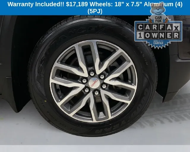 GMC Acadia photo 17