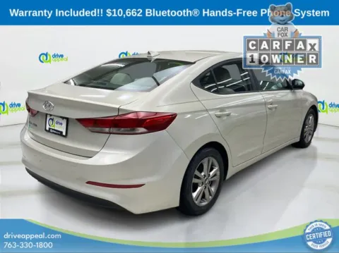 More photos of 2017 Hyundai Elantra SE at Drive Appeal Bloomington, MN
