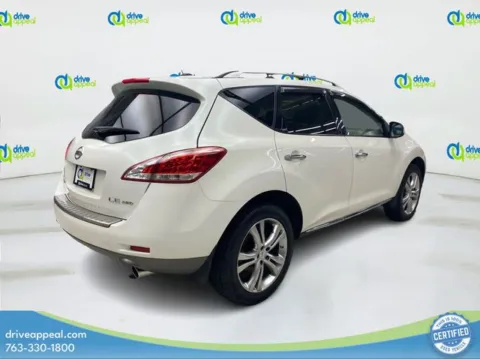 More photos of 2011 Nissan Murano LE at Drive Appeal Bloomington, MN