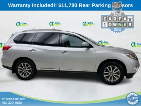 More photos of 2016 Nissan Pathfinder SL at Drive Appeal Bloomington, MN