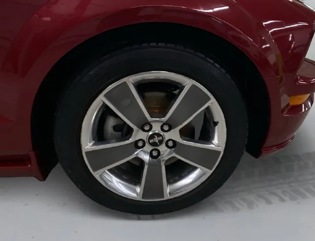 Ford Mustang photo 16