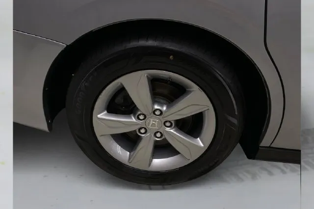 Honda Odyssey photo 17