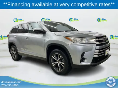 Silver 2019 Toyota Highlander LE for sale in Bloomington, MN