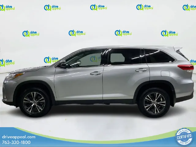 Toyota Highlander photo 9