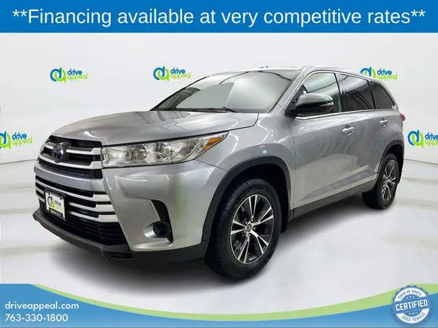 Silver 2019 Toyota Highlander LE for sale in Bloomington, MN