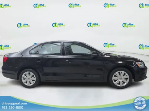 More photos of 2012 Volkswagen Jetta 2.5L SE at Drive Appeal Bloomington, MN