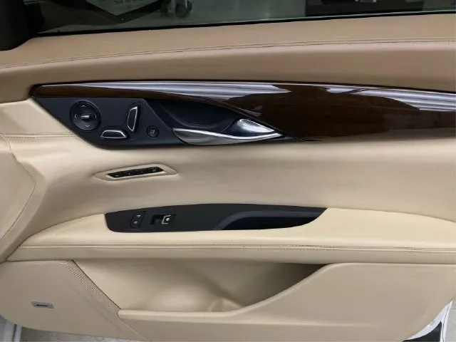 Cadillac CT6 photo 28