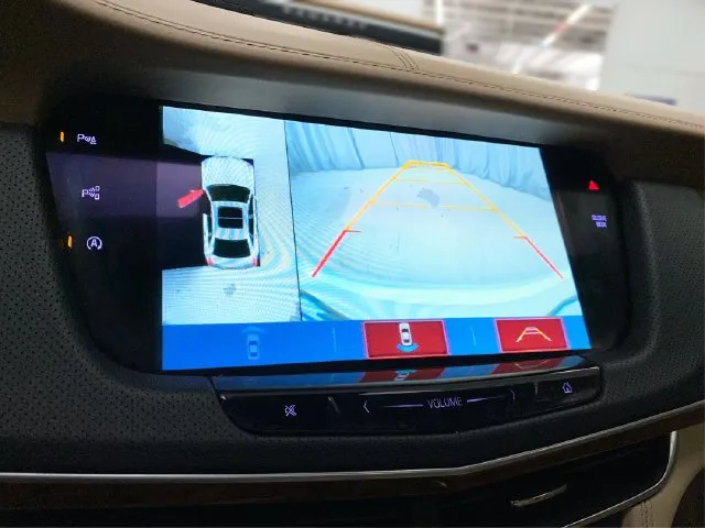 Cadillac CT6 photo 32