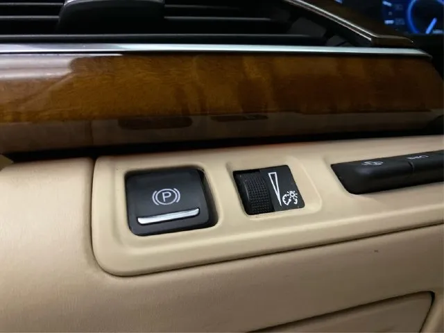 Cadillac CT6 photo 24