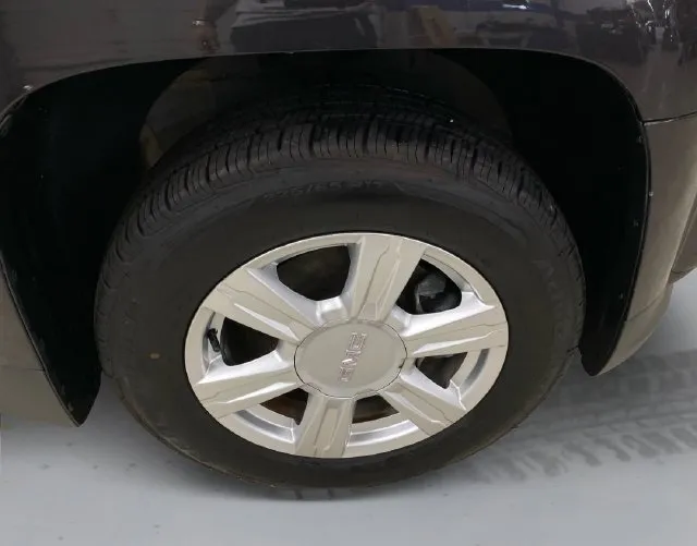 GMC Terrain photo 16