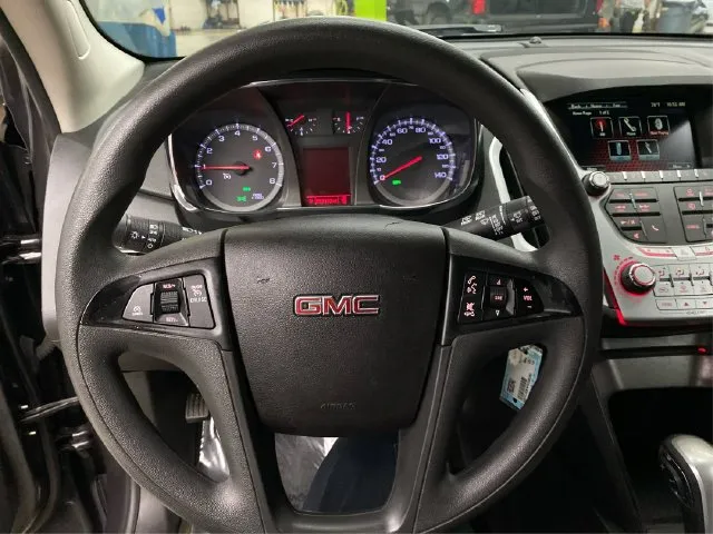 GMC Terrain photo 22