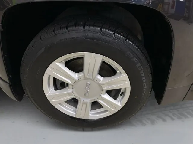 GMC Terrain photo 19
