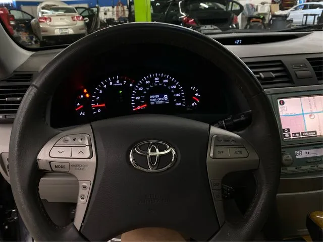 Toyota Camry photo 23