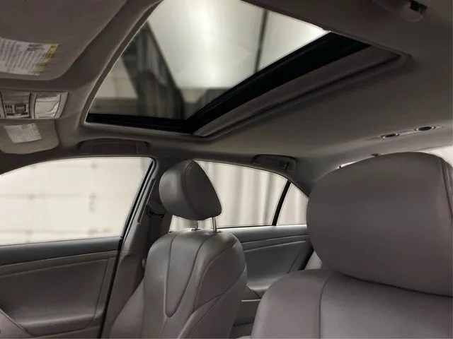 Toyota Camry photo 27