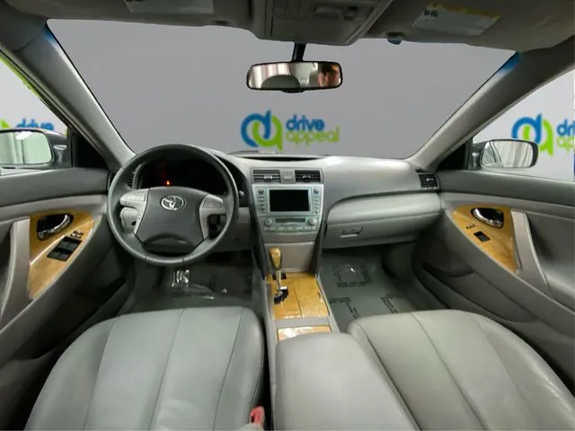 Toyota Camry photo 30