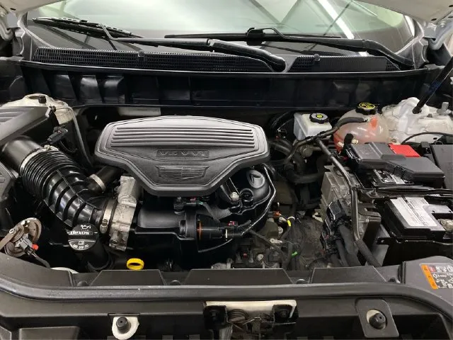 Cadillac XT5 photo 13