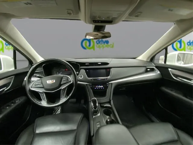 Cadillac XT5 photo 30