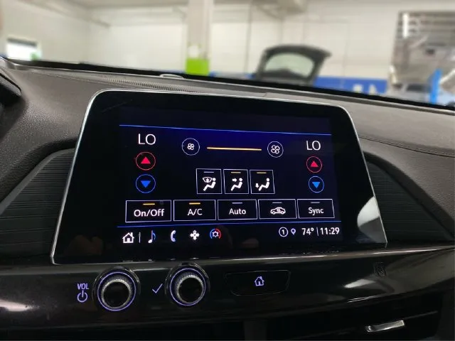 Cadillac CT4 photo 29