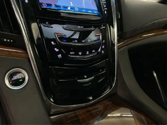 Cadillac Escalade photo 33