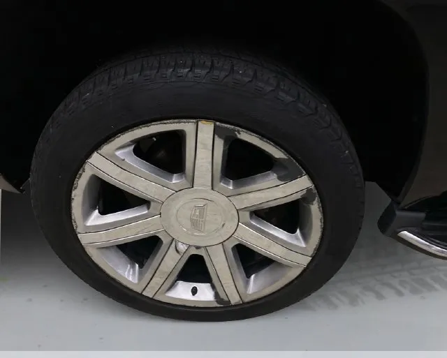 Cadillac Escalade photo 18
