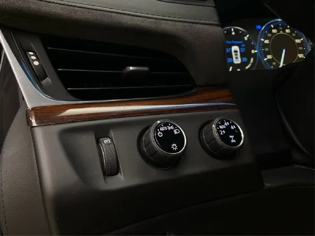 Cadillac Escalade photo 24
