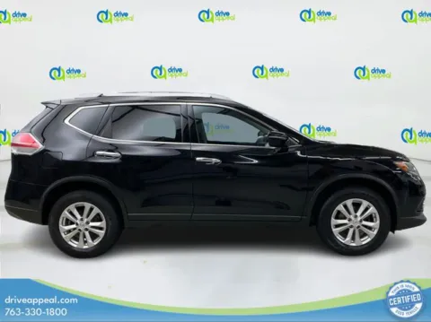 More photos of 2015 Nissan Rogue SV at Drive Appeal Bloomington, MN
