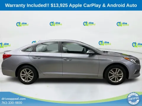 More photos of 2017 Hyundai Sonata SE at Drive Appeal Bloomington, MN