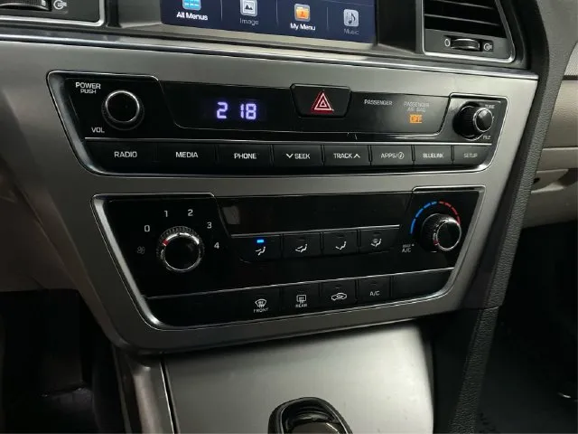 Hyundai Sonata photo 31