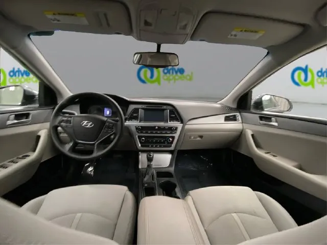 Hyundai Sonata photo 28
